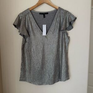 White House Black Market Short Sleeve Glamgetter Tee Size Medium BNWT